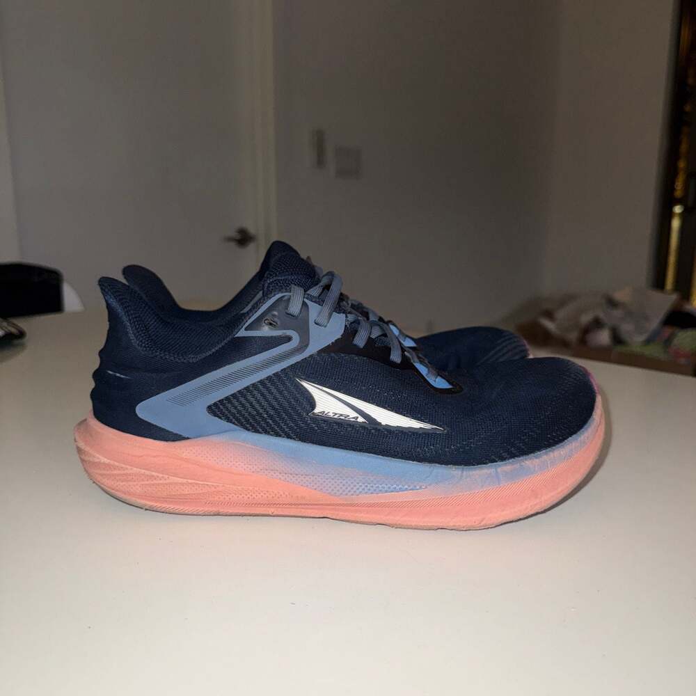 Altra Torin 8 Women's Running Shoes Navy Peach Size 9